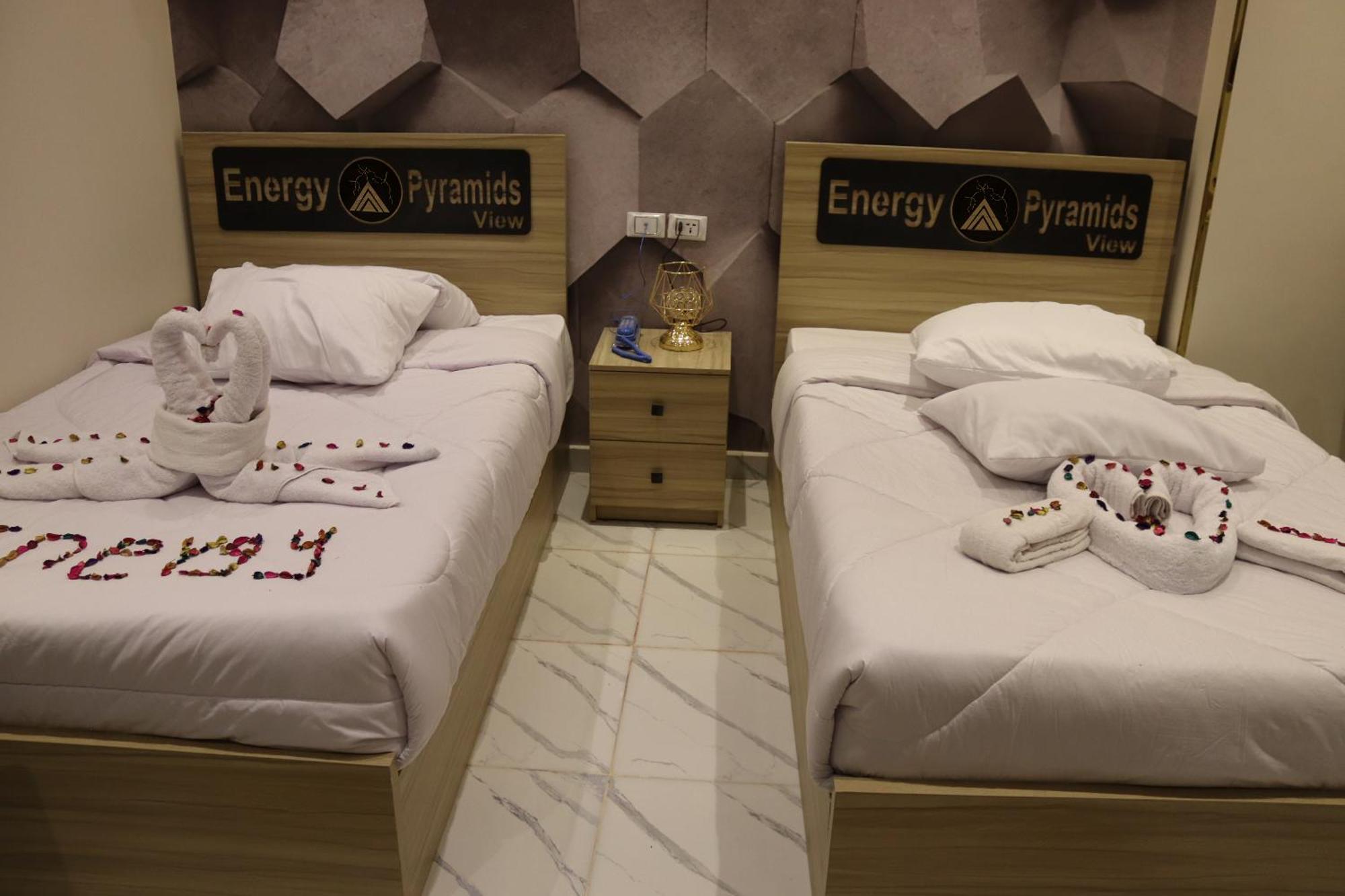 Energy Pyramids View Pansiyon Kafret el-Gabal Dış mekan fotoğraf